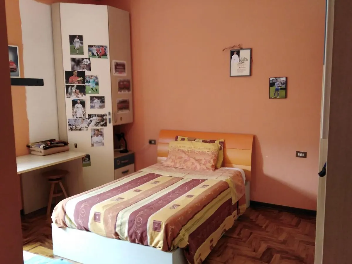 Holiday home Bellissima Villetta Dani Villa Bonate Sotto Italy
